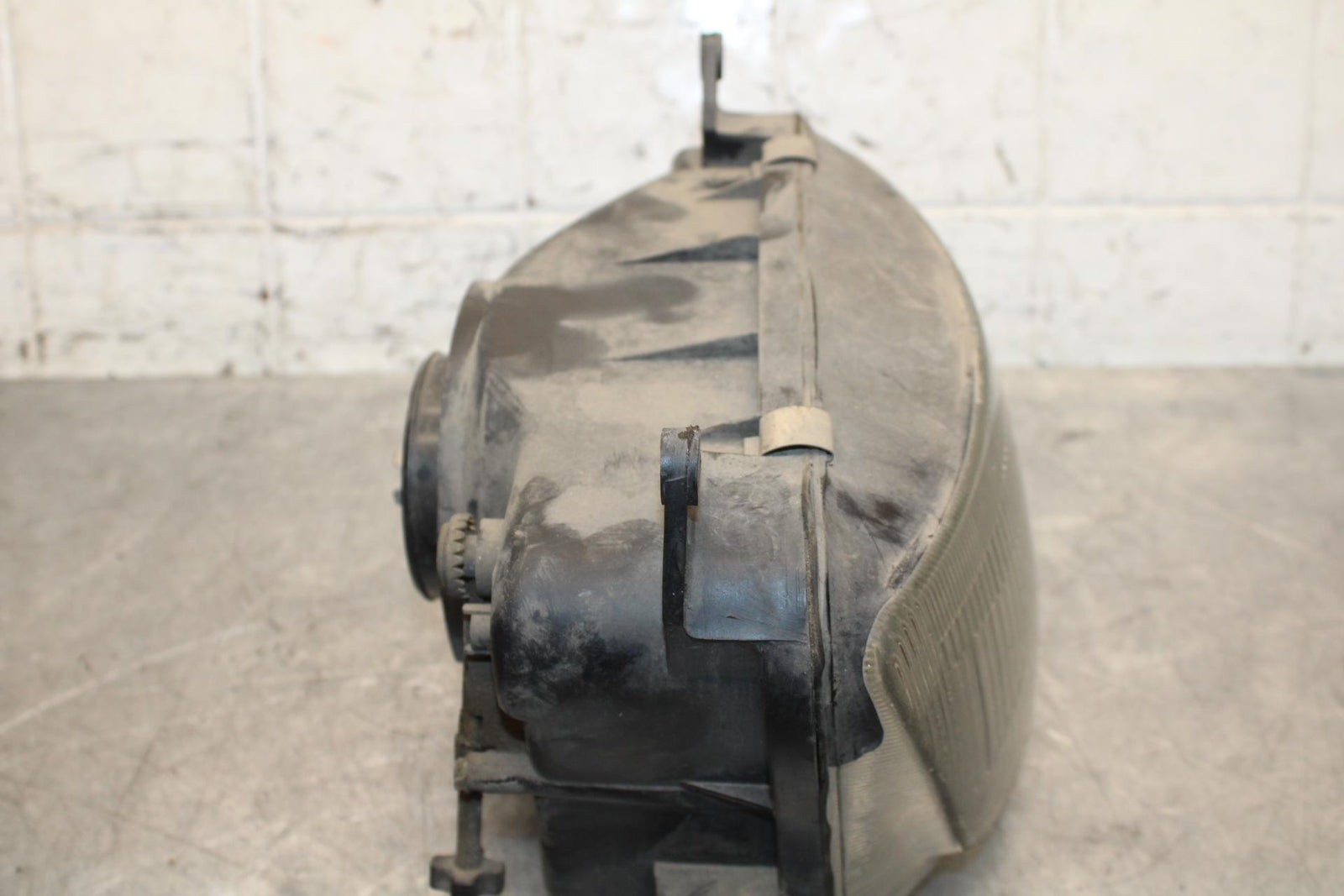 00-01 KAWASAKI ZZR600 FRONT HEADLIGHT HEAD LIGHT LAMP BB568