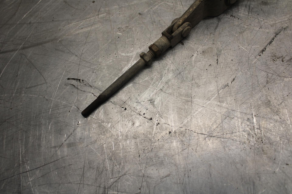 1979 Yamaha XS1100S Special REAR BACK BRAKE CAM ROD SHAFT BAR BB510