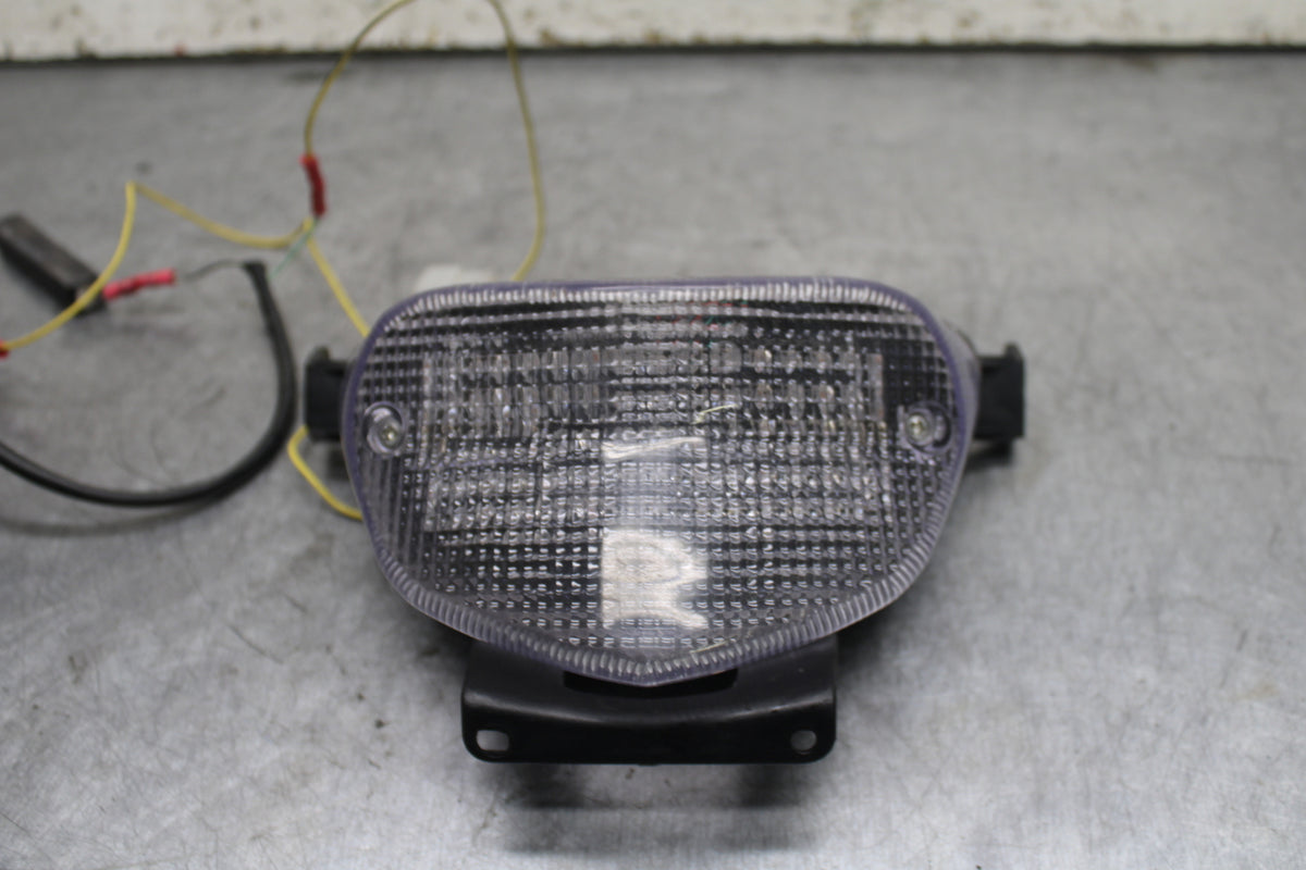 01-02 SUZUKI GSXR1000 AFTERMARKET REAR TAIL TAILLIGHT BACK BRAKE LIGHT BB113