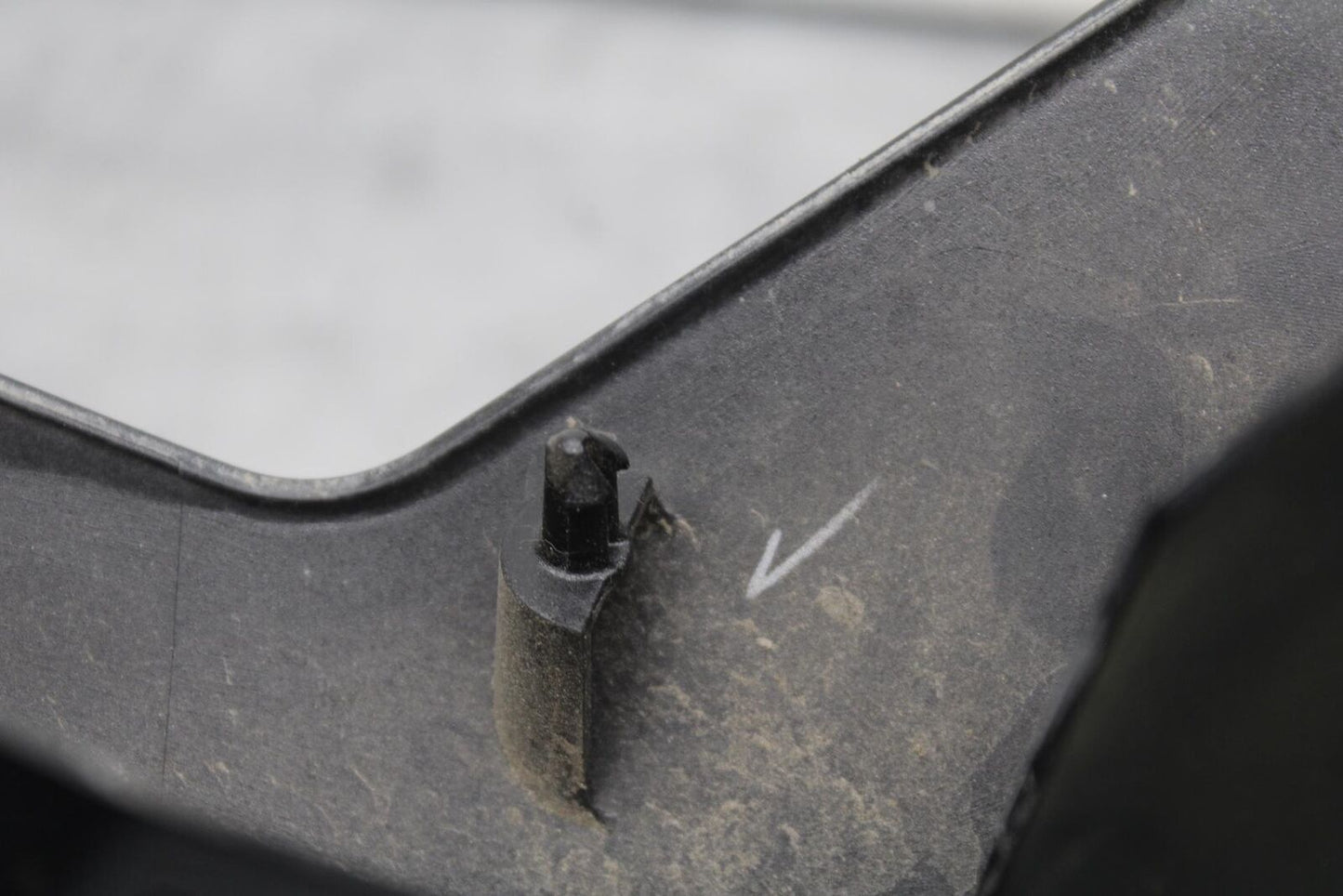 15-16 KAWASAKI EX300 RIGHT FRONT SIDE SEAT SADDLE PANEL TRIM COWL FAIRING BB635