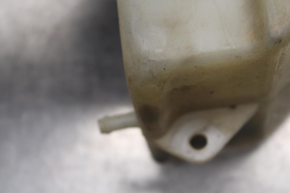 84-86 KAWASAKI GPZ900 COOLANT WATER TANK RESERVOIR BOTTLE BB84