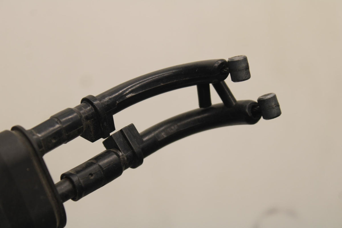 2007 Yamaha YZF R1 THROTTLE CABLES LINES 4C8-26302-00-00 BB83