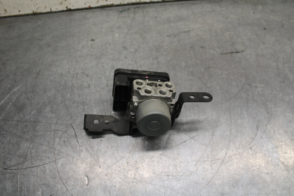 18-23 KAWASAKI NINJA 400 EX400 ABS ABS PUMP UNIT MODULE BB747