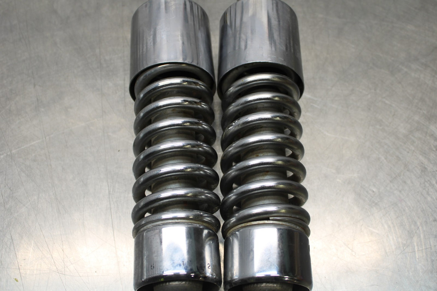05 TRIUMPH ROCKET III 12.5 REAR BACK SHOCK ABSORBER SET PAIR BB186