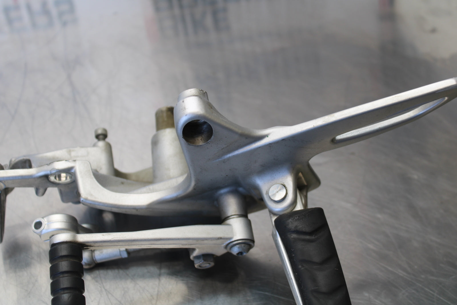 06-12 BMW F800ST LEFT REARSET REAR SET FOOT PEG W SHIFTER BB144