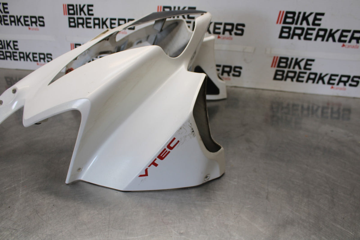 06-07 HONDA INTERCEPTOR 800 VFR800 FRONT UPPER NOSE FAIRING COWL SHROUD BB917
