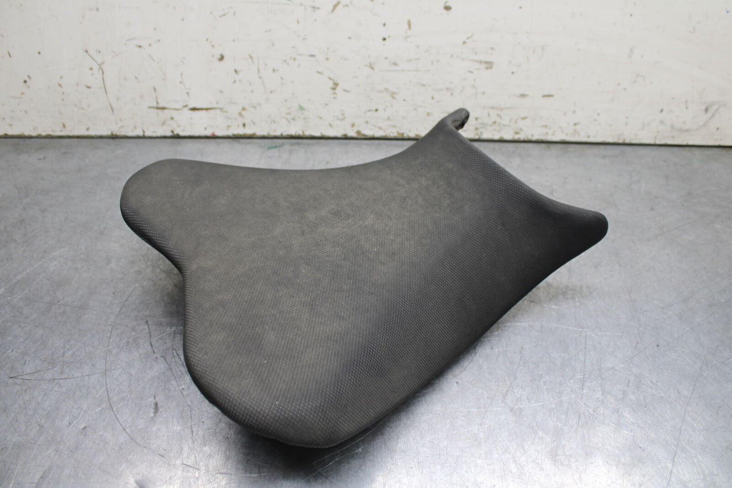 18-23 KAWASAKI NINJA 400 EX400 ABS FRONT DRIVERS SEAT PAD SADDLE PILLION BB747