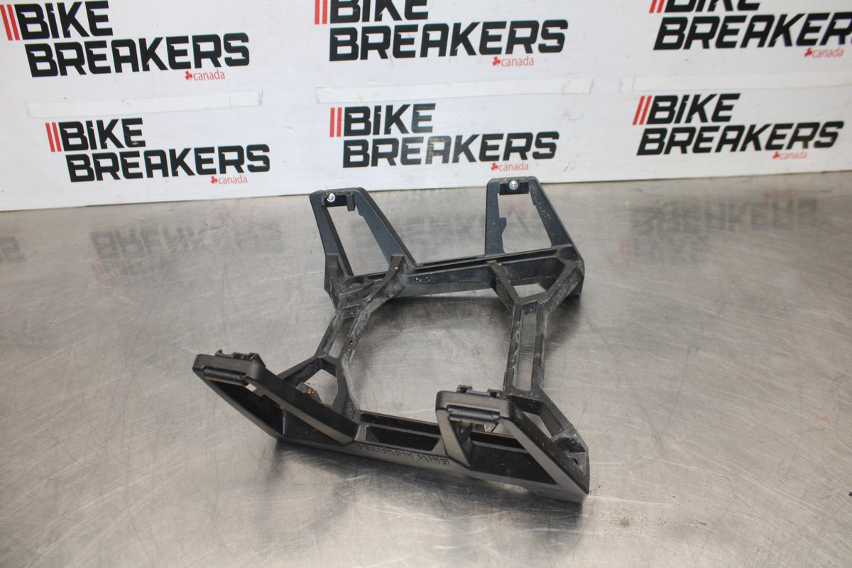 20-23 BMW F900R REAR RACK MOUNT BRACKET LUGGAGE RACK BB923