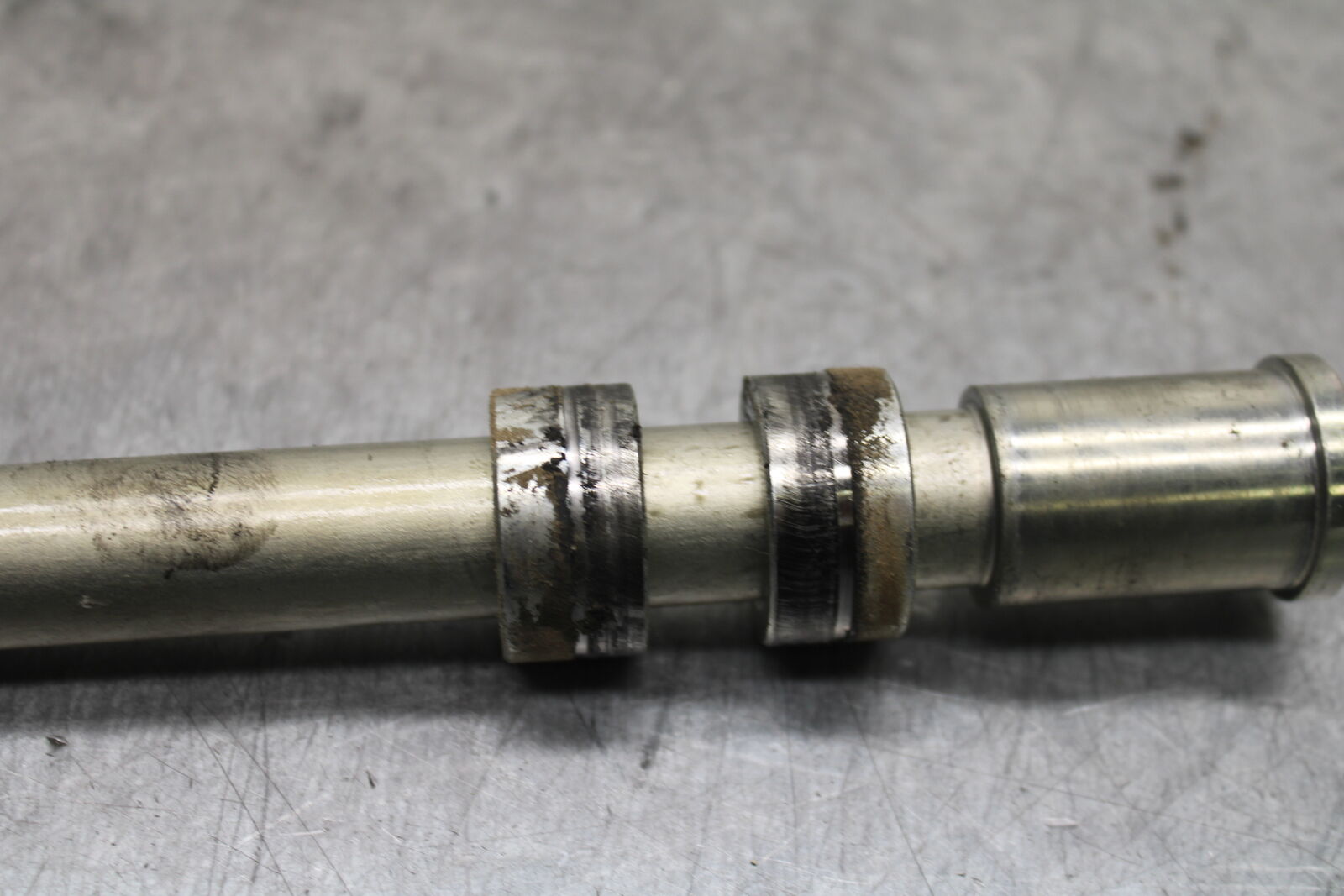 18-24 KAWASAKI NINJA 650 FRONT WHEEL RIM AXLE PIVOT BOLT BB725