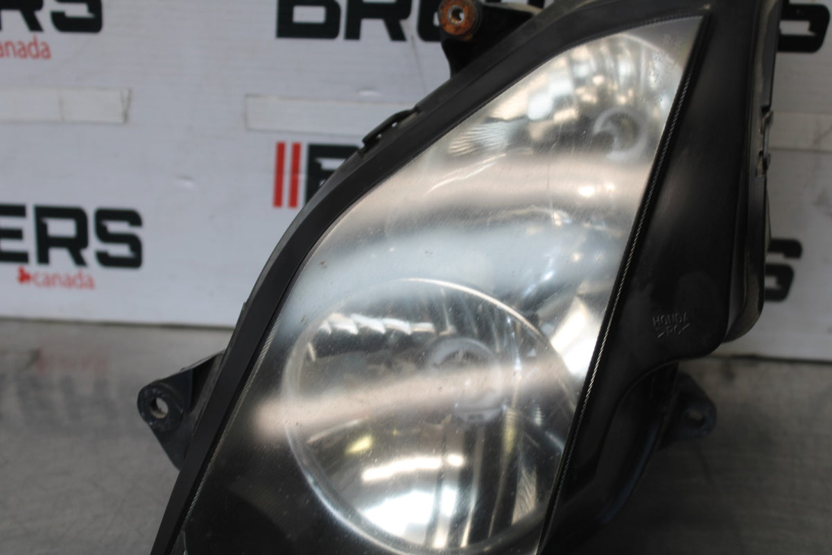 06-07 HONDA INTERCEPTOR 800 VFR800 FRONT LEFT HEADLIGHT HEAD LIGHT LAMP BB917