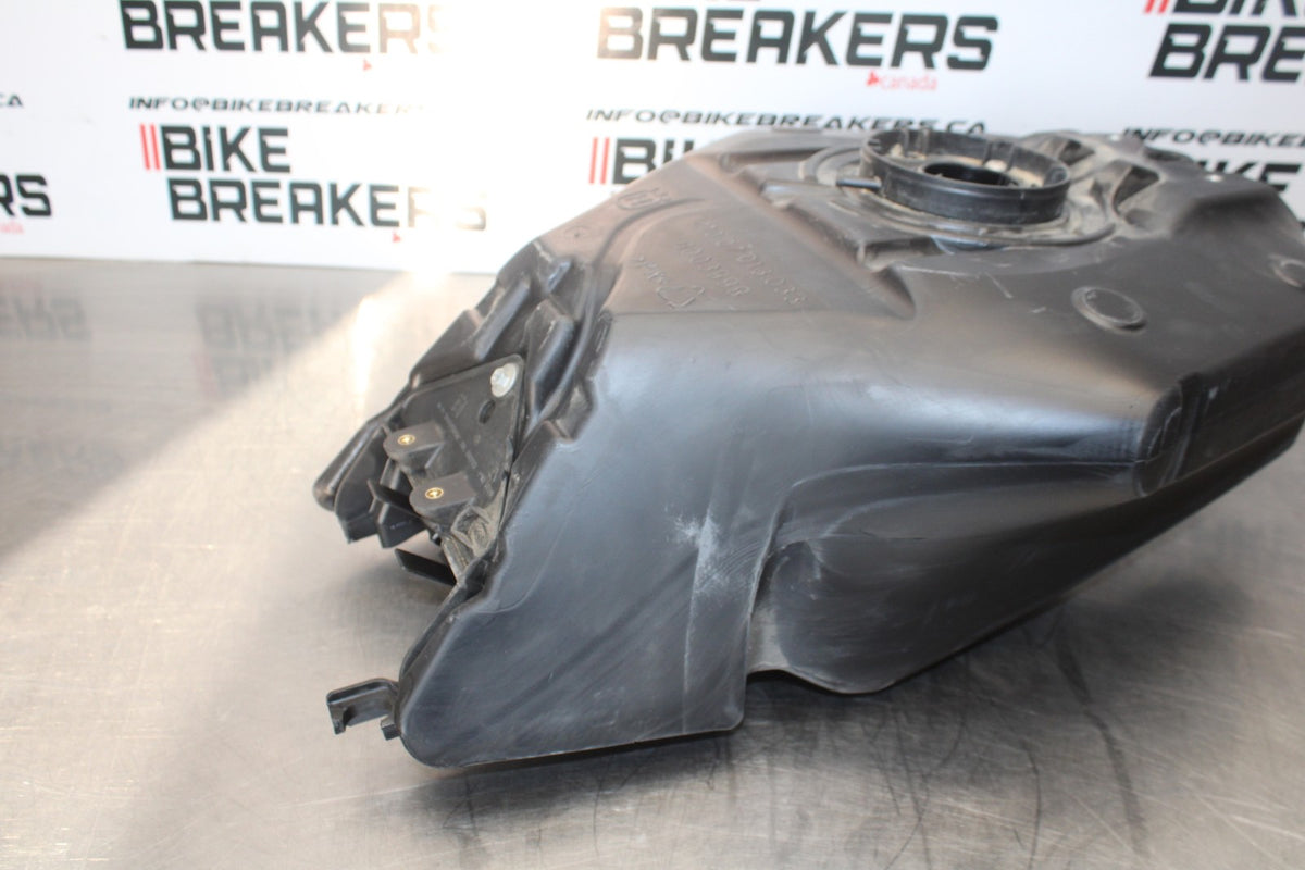 18-22 HUSQVARNA VITPILEN 701 GAS TANK FUEL CELL PETROL RESERVOIR BB198