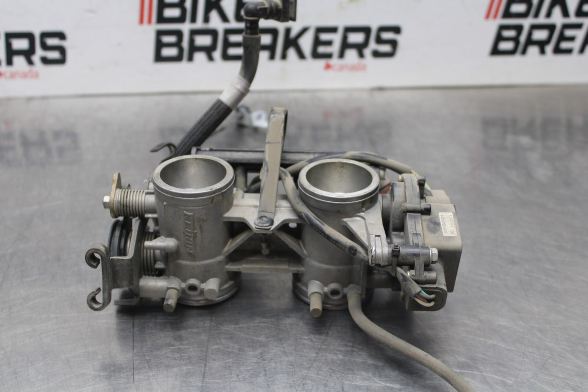 07 KAWASAKI NINJA 650 EX650 MAIN FUEL INJECTORS / THROTTLE BODIES BB844