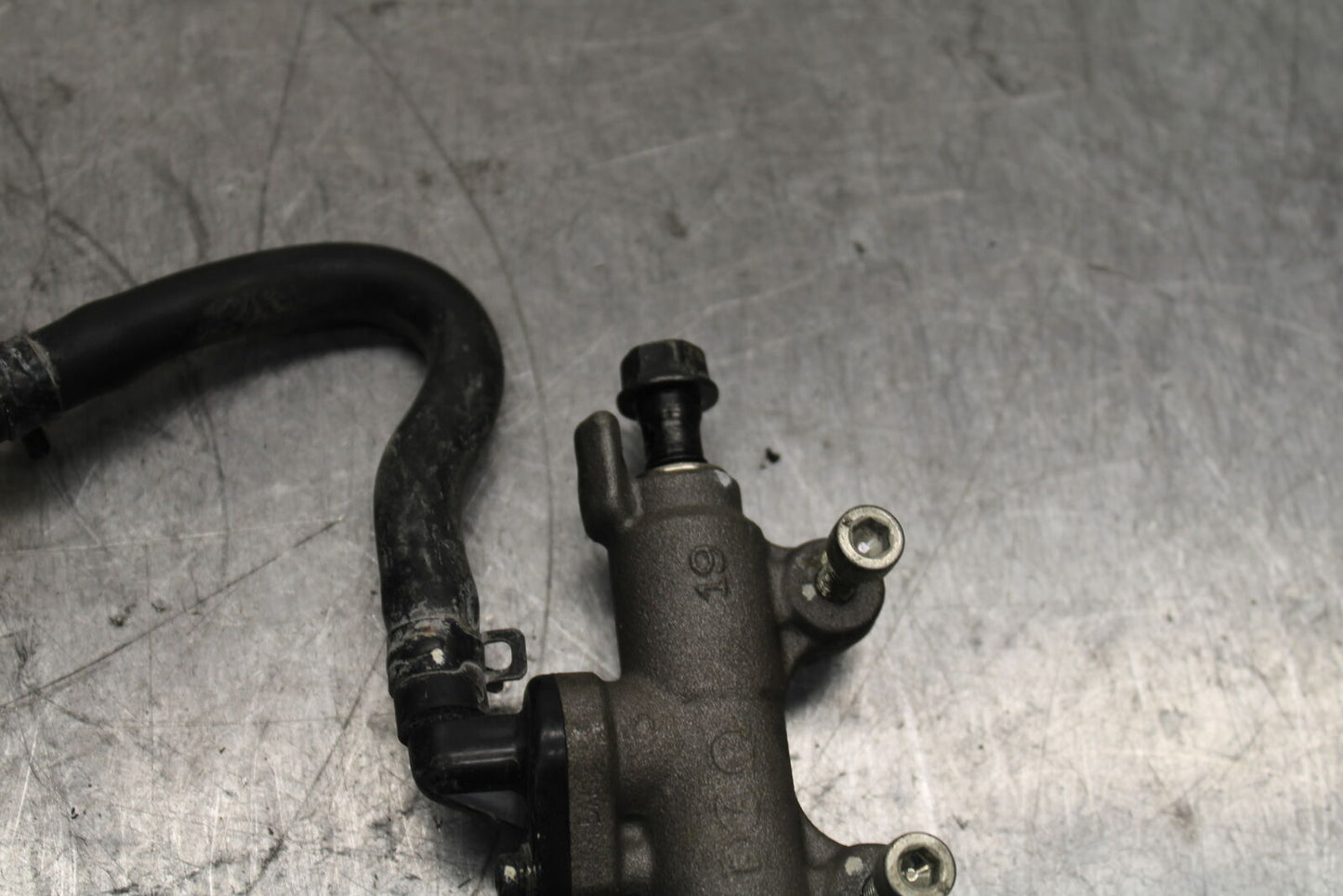 15-19 HONDA CBR300R REAR BACK BRAKE MASTER CYLINDER W RESERVOIR  BB112