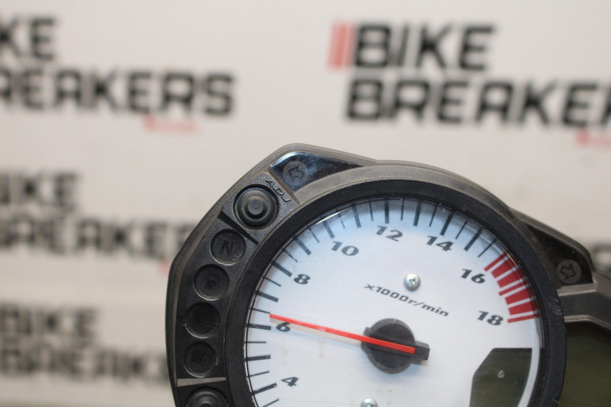 06-07 SUZUKI GSXR 600 11,551 km GAUGES DISPLAY CLUSTER SPEEDOMETER TACH BB836-B