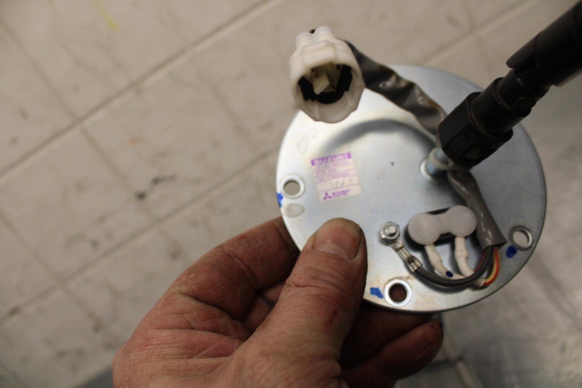 17-23 SUZUKI GSXR 250 GSX250RL8 FUEL PUMP GAS PETROL SENDER UNIT BB490