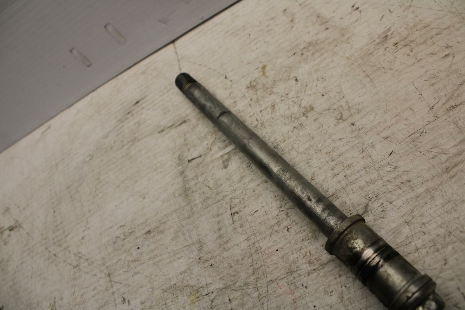 09 YAMAHA FZ6 FRONT WHEEL RIM AXLE PIVOT BOLT 4XV-25181-10-00 BB295