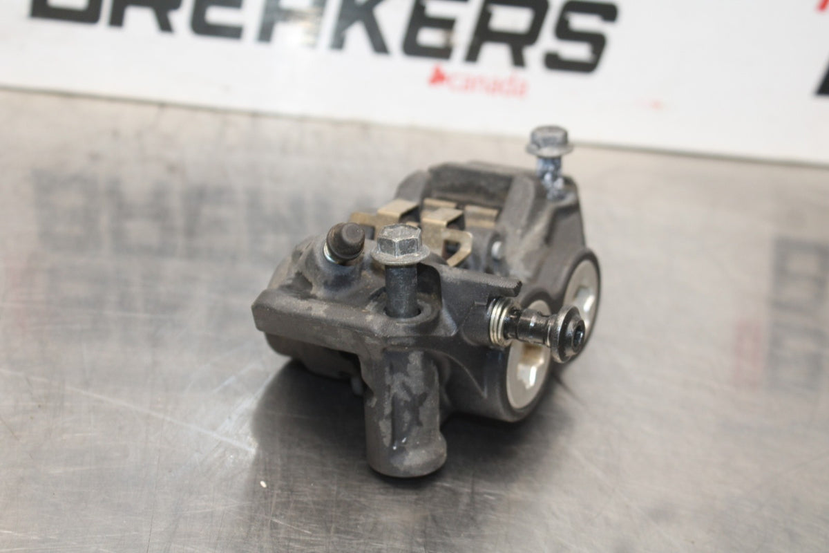 16 YAMAHA XSR900 RIGHT LEFT FRONT BRAKE CALIPER SET PAIR CALIPERS BB786