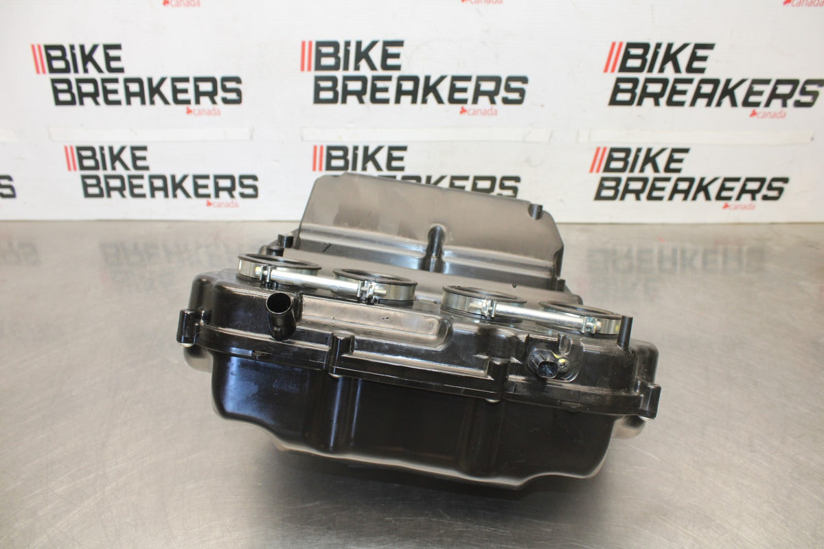 25 KAWASAKI Z900 AIRBOX AIR INTAKE FILTER BOX BB928