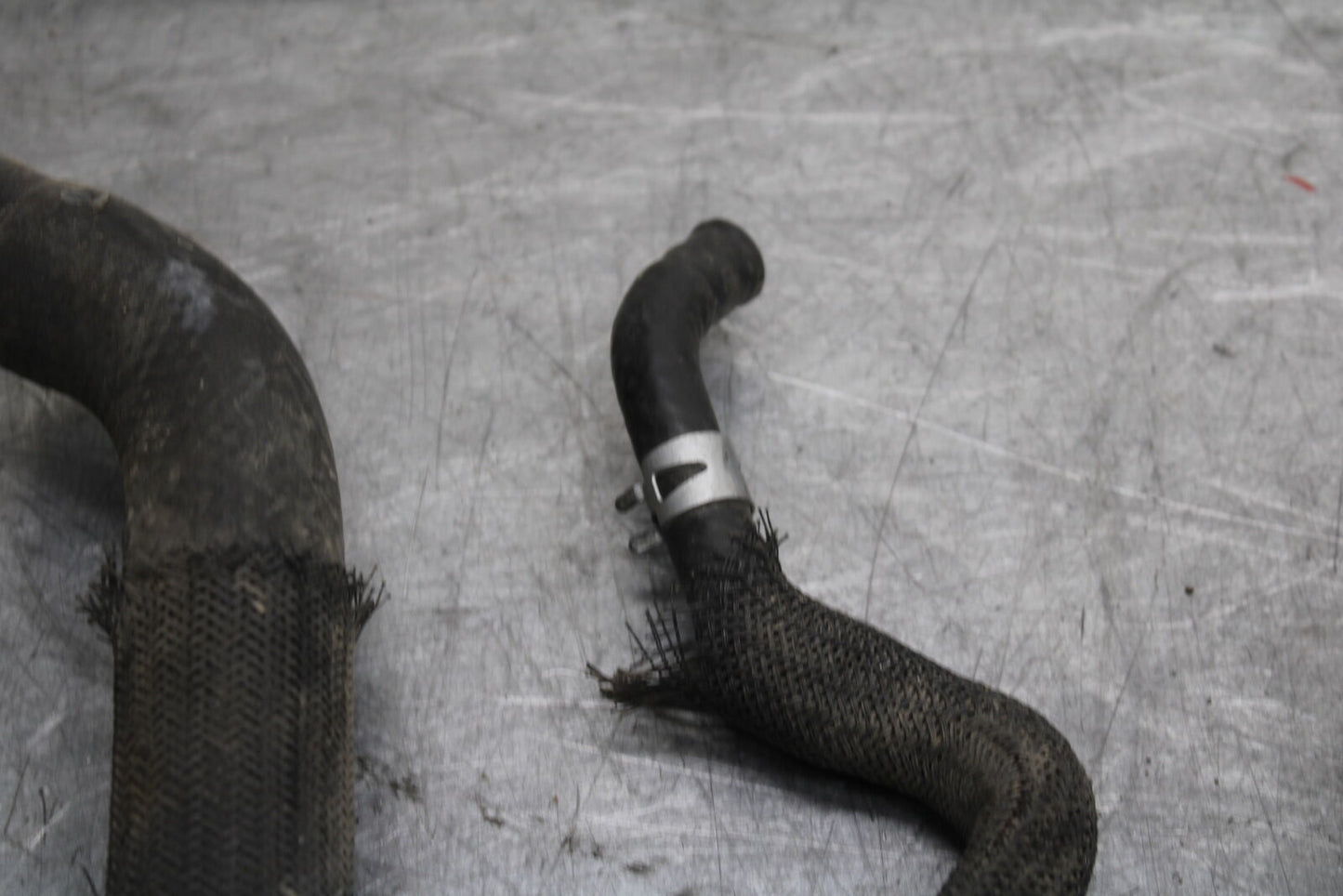 08-10 SUZUKI GSXR 600 RADIATOR HOSES ENGINE COOLANT WATER PIPES HOSE SET  BB721