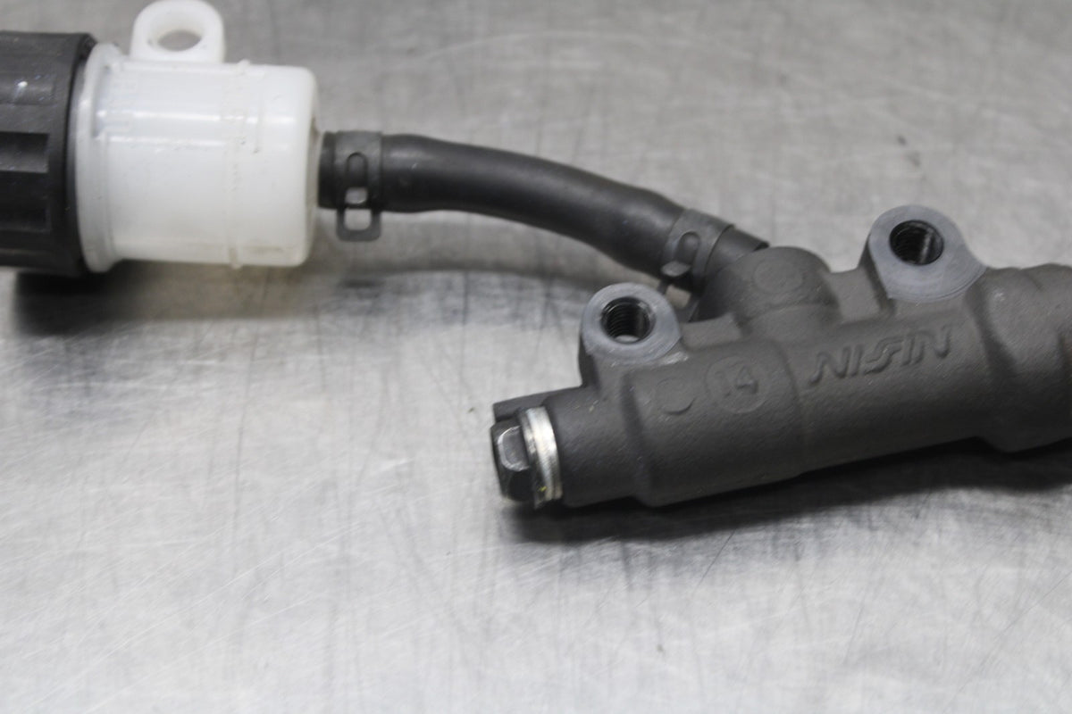 23 KAWASAKI Z900RS REAR BACK BRAKE MASTER CYLINDER W RESERVOIR BB935
