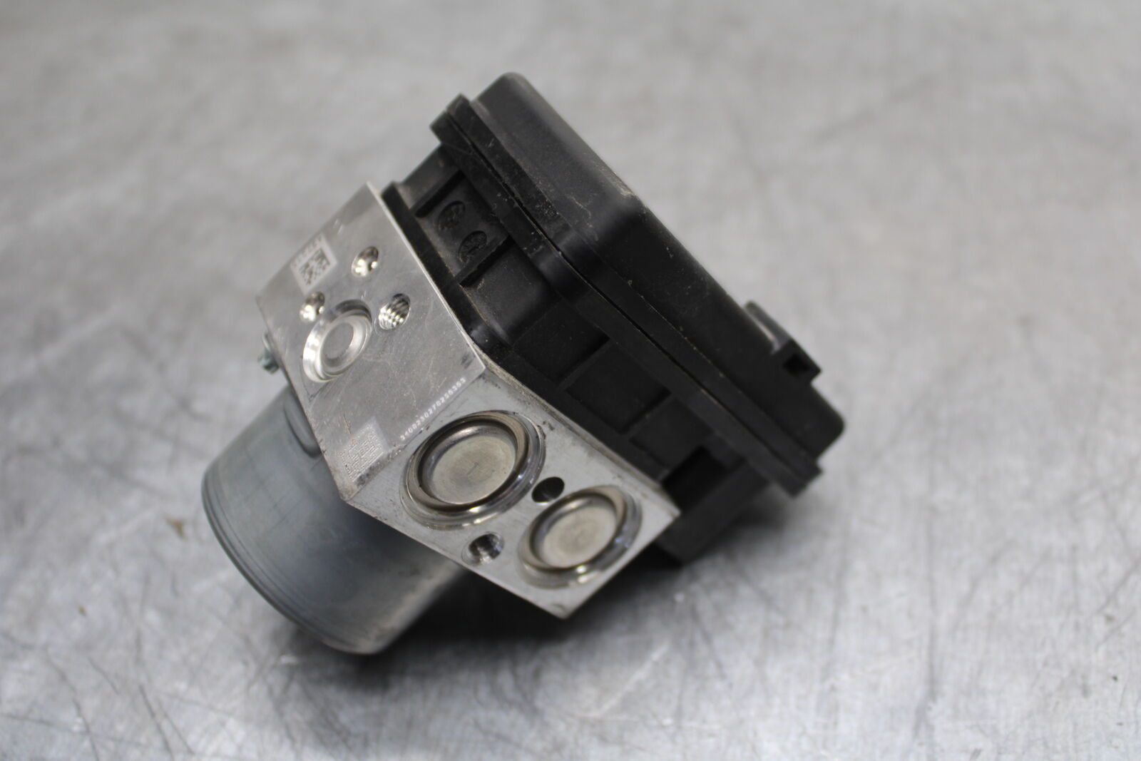 22-24 YAMAHA XSR900 ABS PUMP UNIT MODULE BB710
