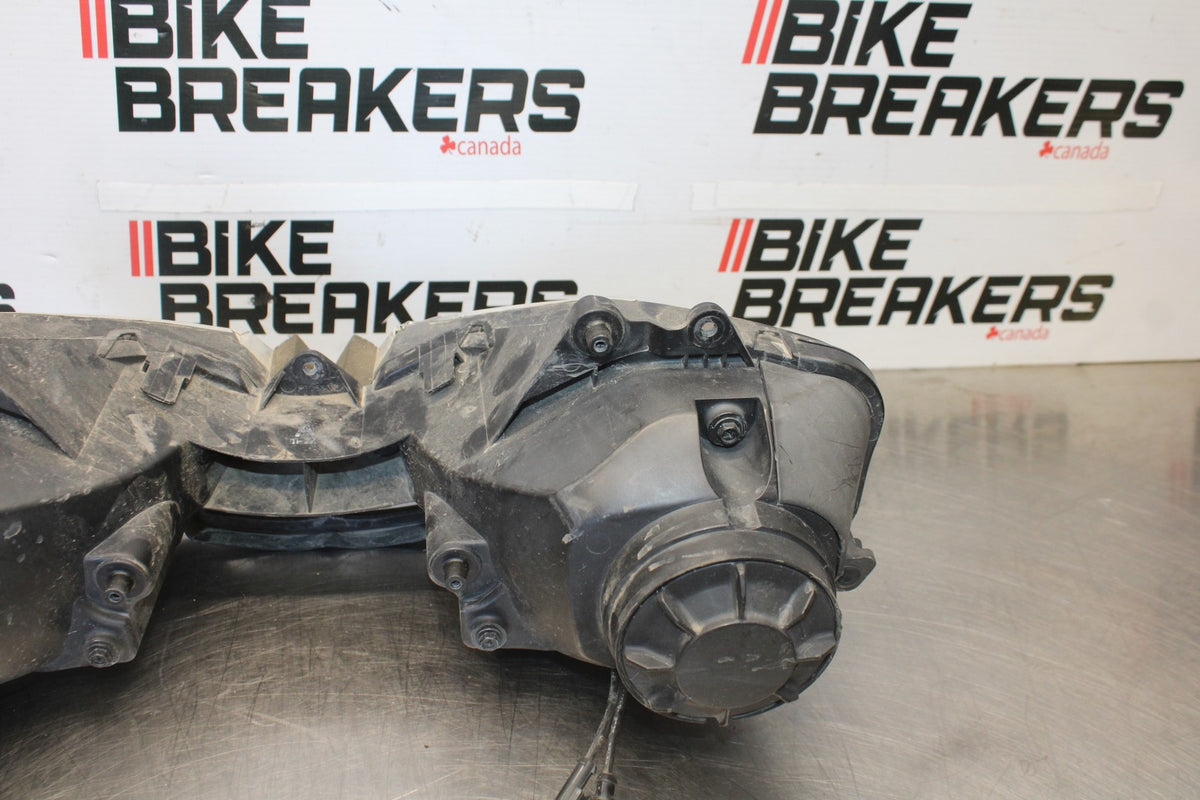 05 YAMAHA YZF R6 OEM FRONT HEADLIGHT HEAD LIGHT LAMP BB894