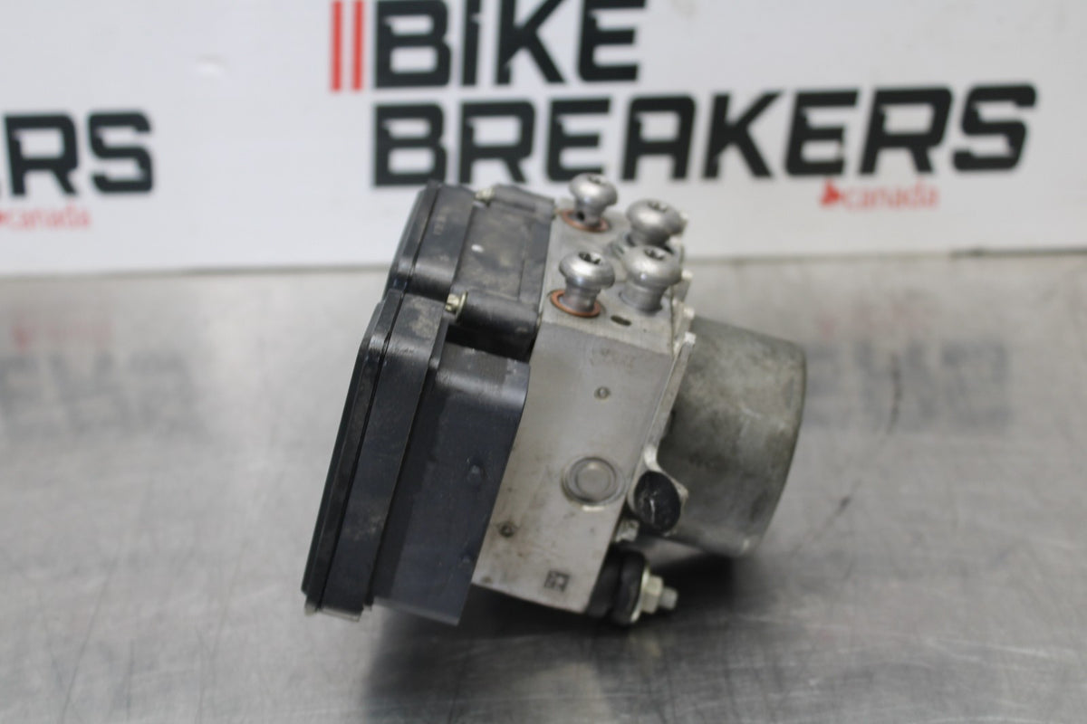12-14 BMW S1000RR ABS PUMP UNIT MODULE BB204