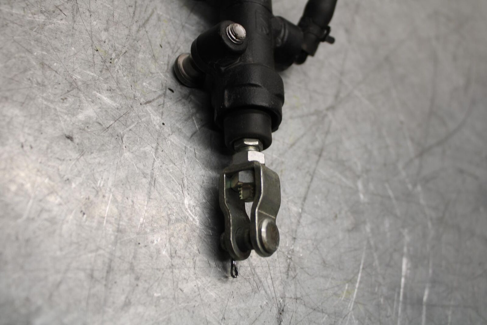 2009 Kawasaki Ninja ZX6R ZX600R REAR BRAKE MASTER CYLINDER W RESERVOIR BB548