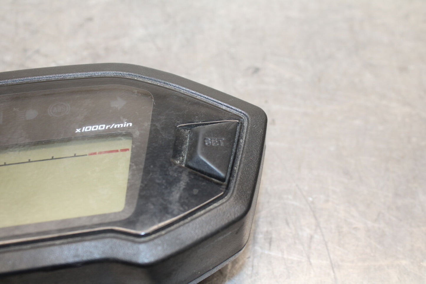 15-16 HONDA CB300F SPEEDO TACH GAUGES DISPLAY CLUSTER SPEEDOMETER BB740