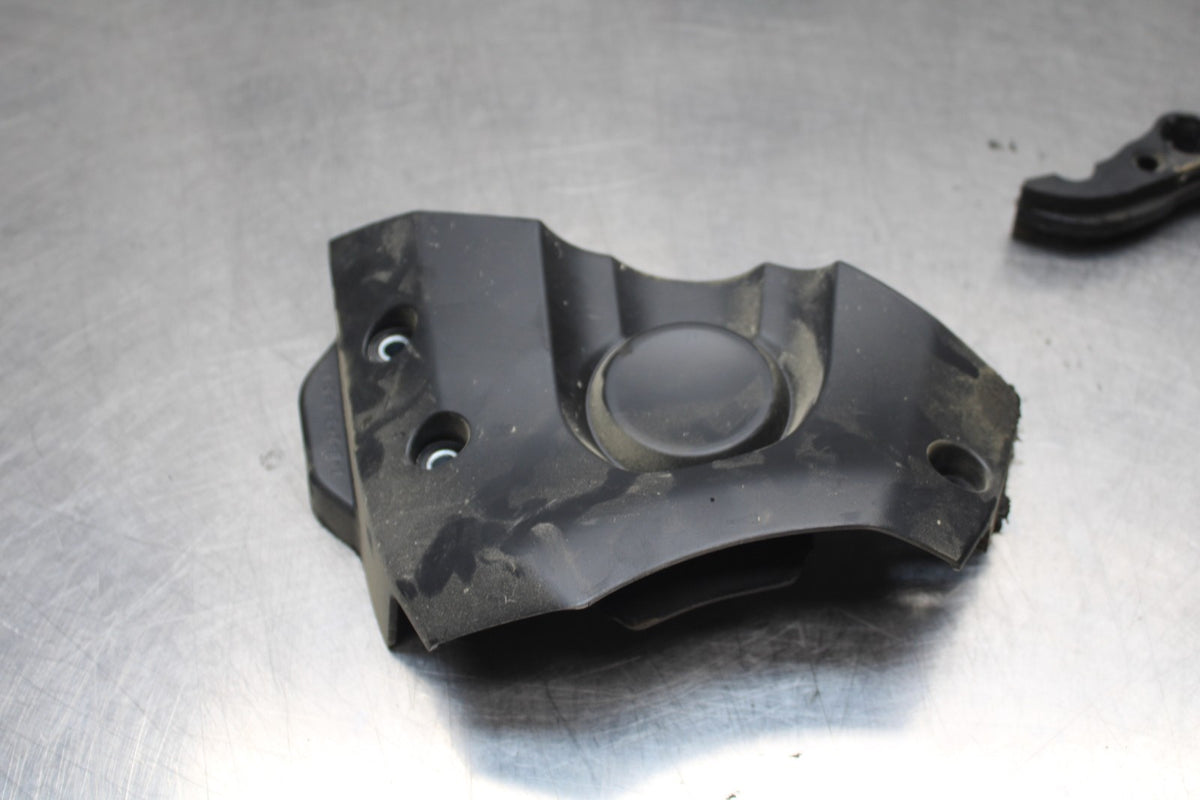22-25 YAMAHA YZF R7 ENGINE SPROCKET COVER BB769