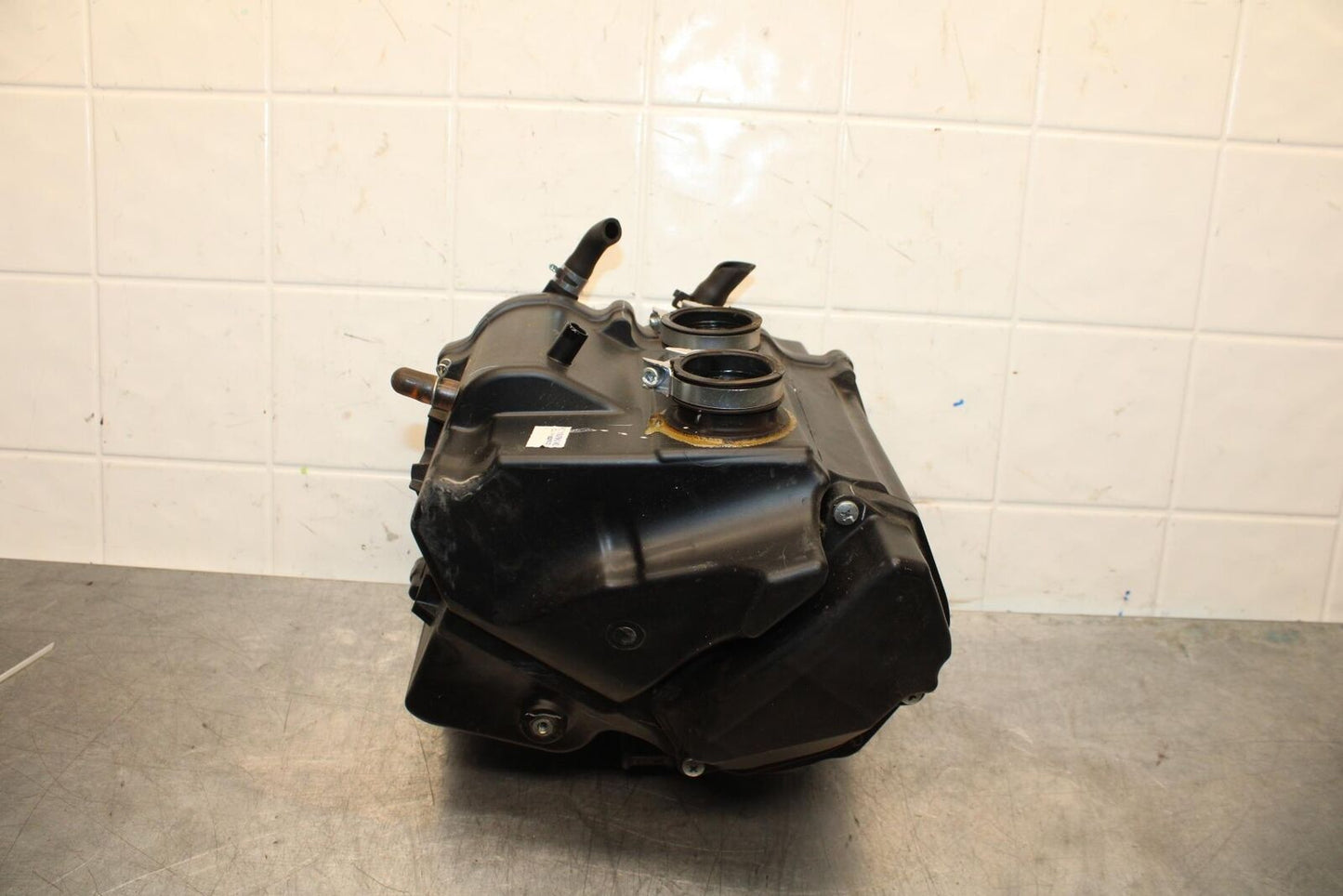 19-21 YAMAHA YZF R3 AIRBOX AIR INTAKE FILTER BOX 1WD-E4422-00-00 BB588