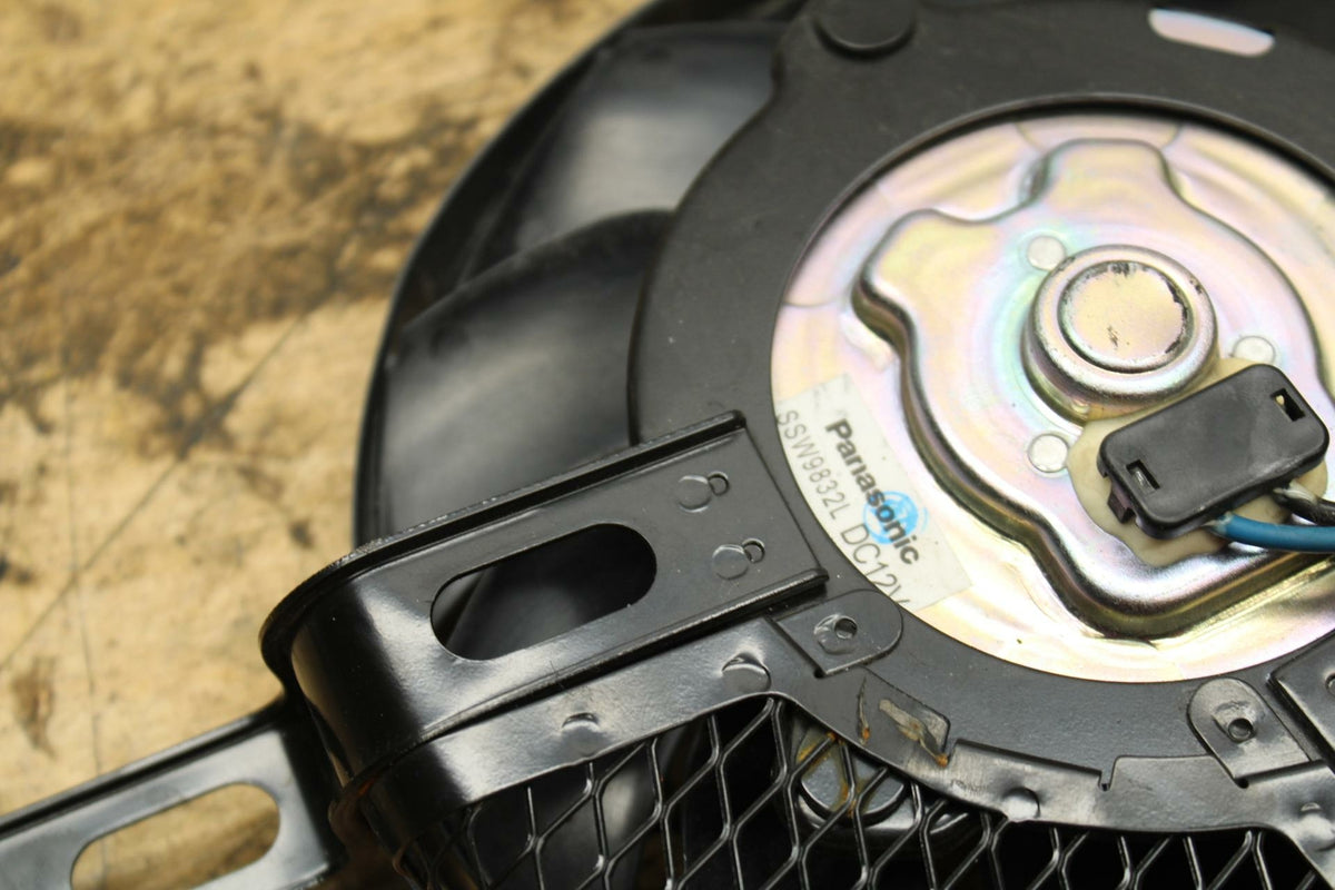 11-21 SUZUKI GSXR600 ENGINE RADIATOR COOLING FAN BB346