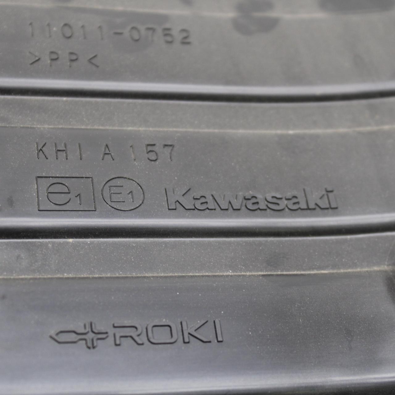 21 KAWASAKI NINJA ZX6R AIRBOX AIR INTAKE FILTER BOX 11010-0893 BB647