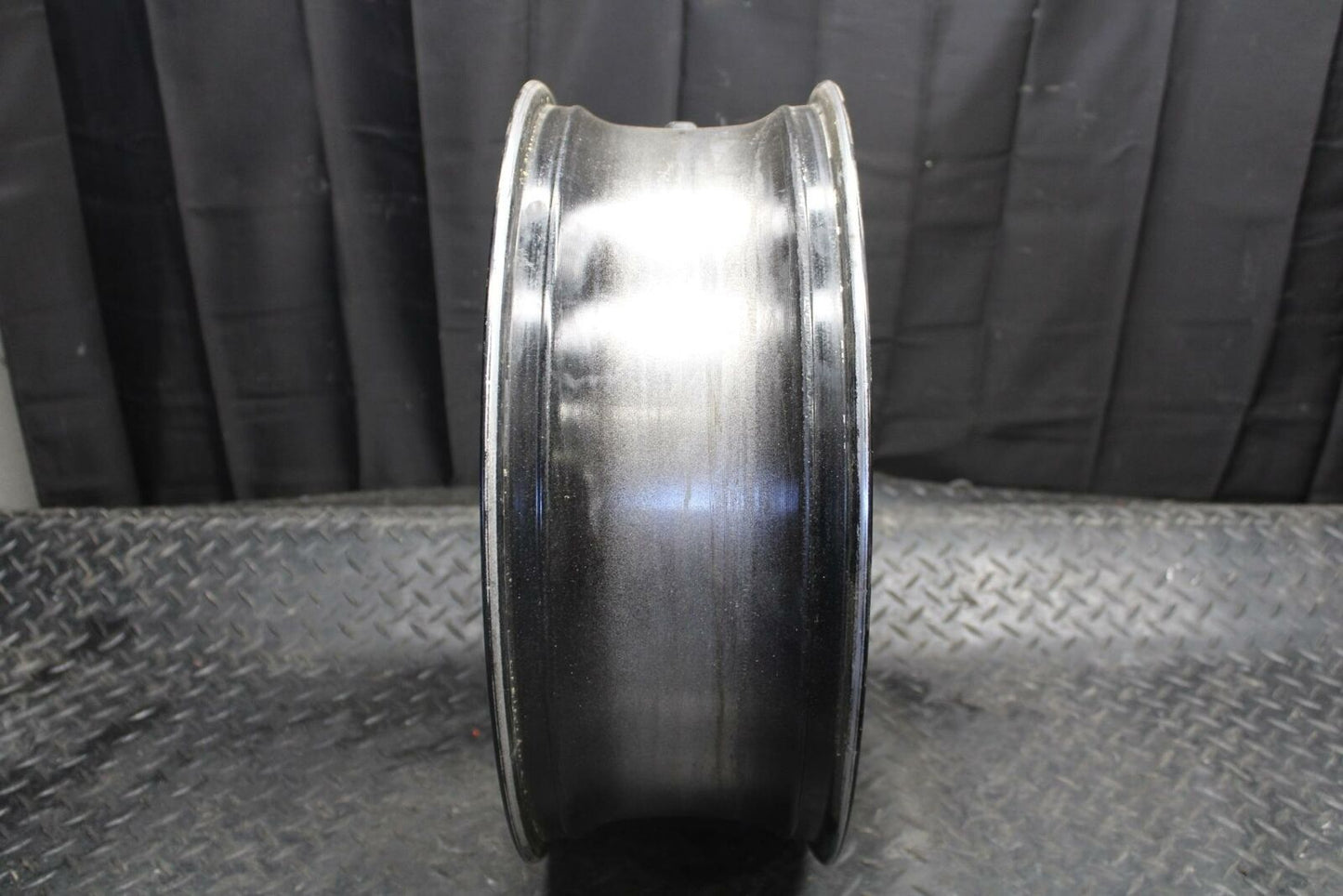 10-11 HONDA CBR1000RR REAR WHEEL BACK RIM BB228