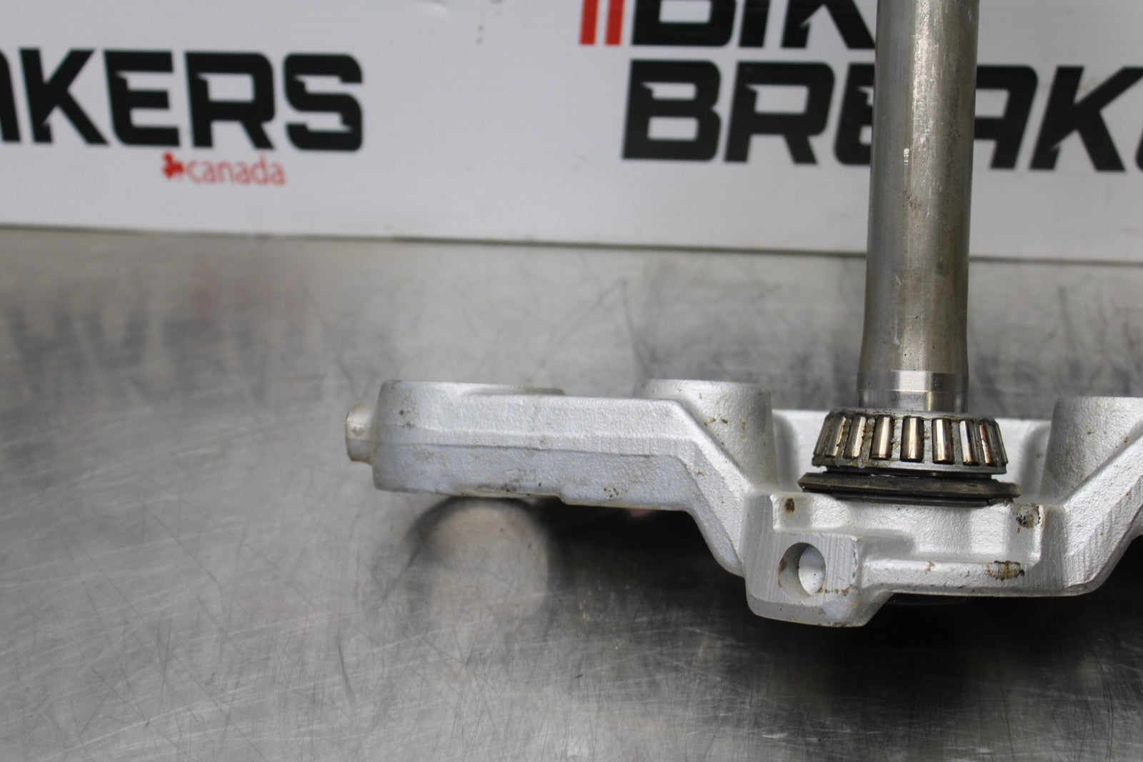 08 KAWASAKI VULCAN 900 FRONT FORKS CLAMP LOWER TRIPLE TREE STEM BB184