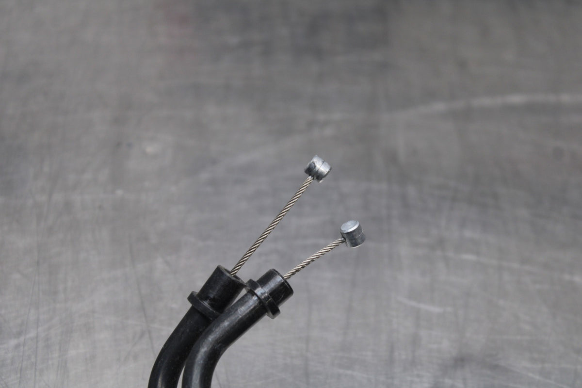 04-05 SUZUKI GSXR600 THROTTLE CABLES LINES BB792