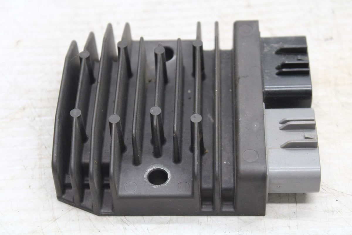 16-21 YAMAHA XSR900 RECTIFIER VOLTAGE REGULATOR BB362