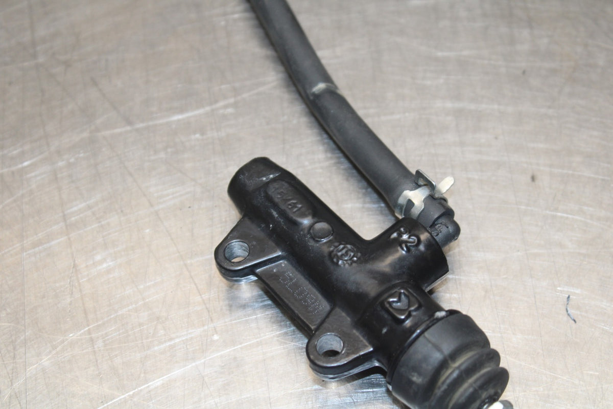 13-16 KTM 390 DUKE REAR BACK BRAKE MASTER CYLINDER W RESERVOIR BB815