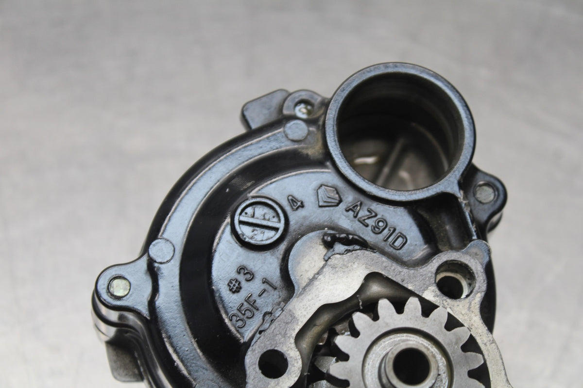 03 SUZUKI GSXR600 ENGINE MOTOR TIMING CHAIN COVER BB801