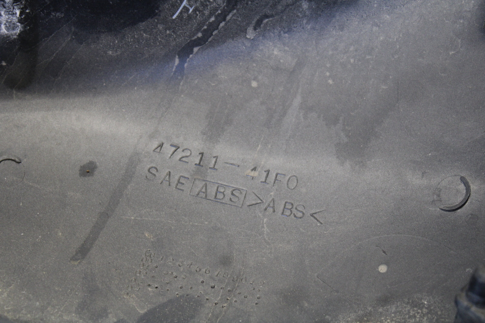 04 SUZUKI INTRUDER 800 SIDE COVER PANEL COWL FAIRING BB758