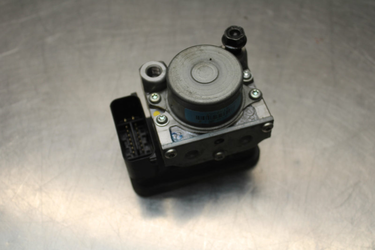 18 HONDA CB500F ABS PUMP UNIT MODULE BB861
