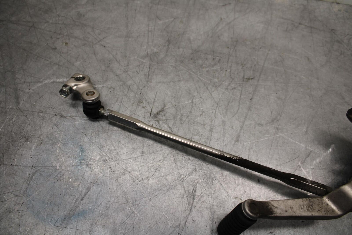 08-09 SUZUKI GSXR600 SHIFTER LINKAGE SHIFT LINK  25525-01H00 25600-01H01 BB468