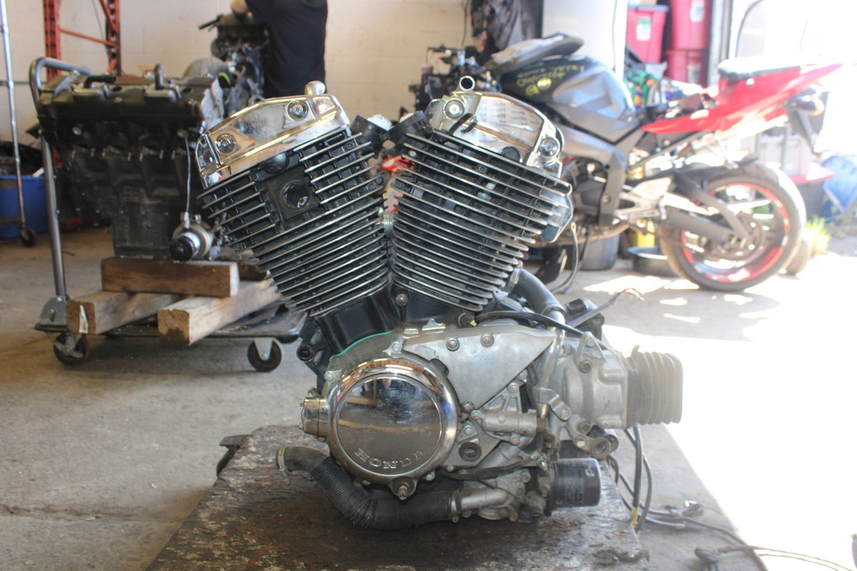 95 HONDA SHADOW 1100 ENGINE MOTOR BB885