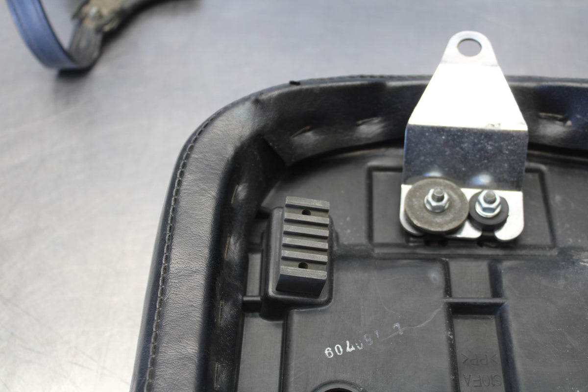 2006 Suzuki Boulevard C90 REAR BACK PASSENGER SEAT BB849