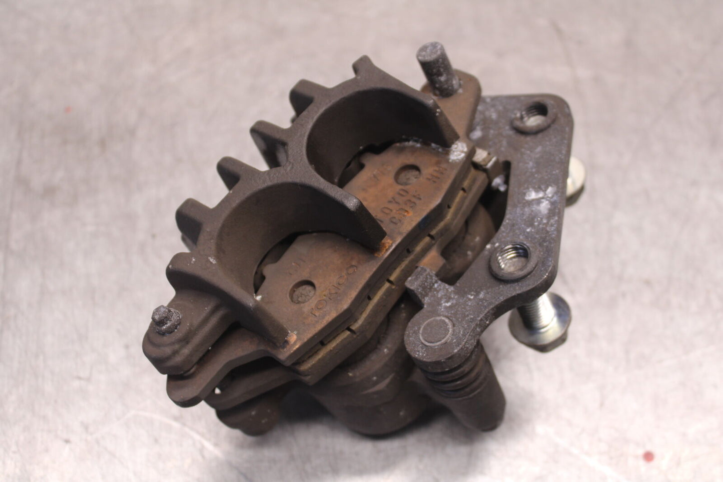 17-24 SUZUKI SV650 RIGHT LEFT FRONT BRAKE CALIPER SET PAIR CALIPERS BB706