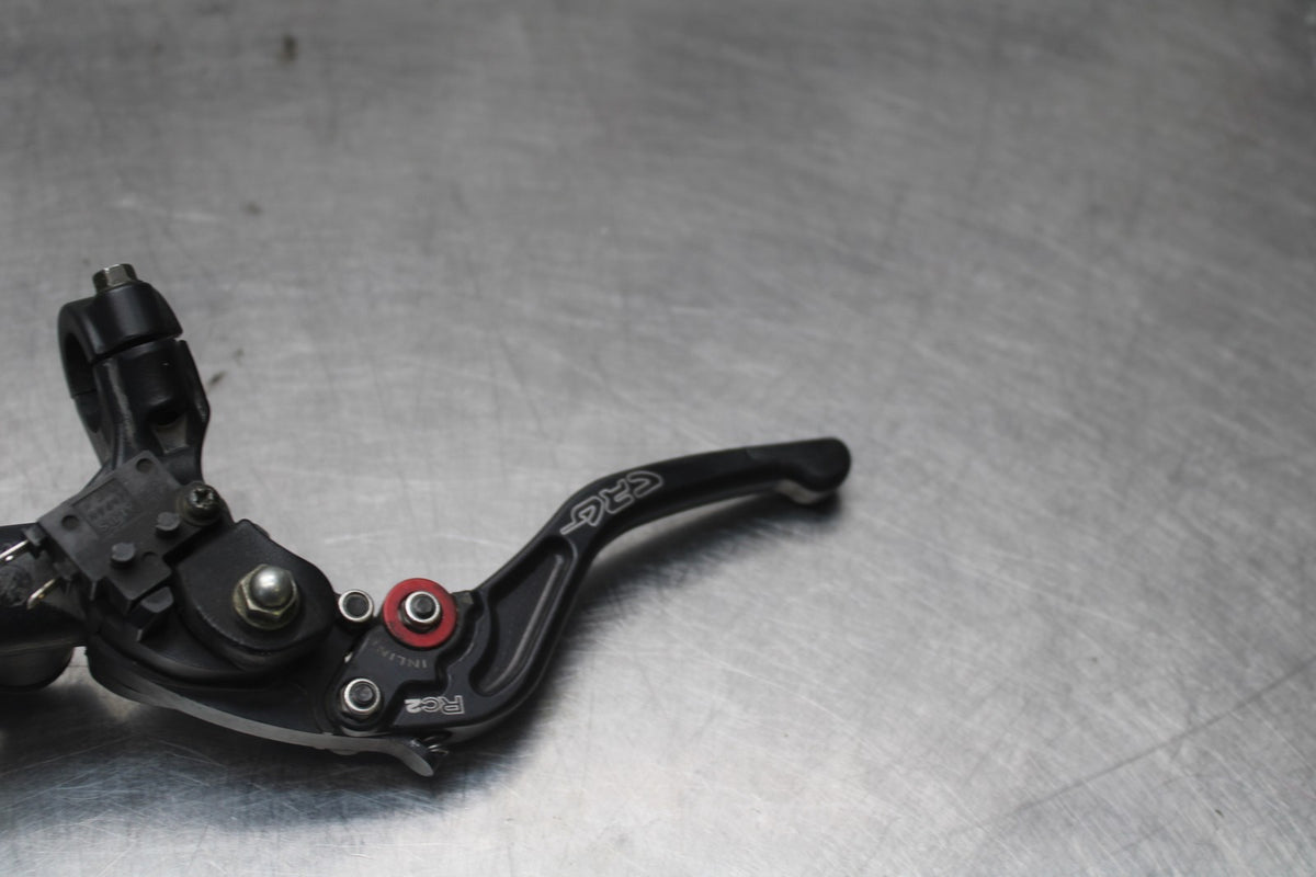 00-01 HONDA CBR929RR FRONT BRAKE MASTER CYLINDER w/ CRG LEVER BB925