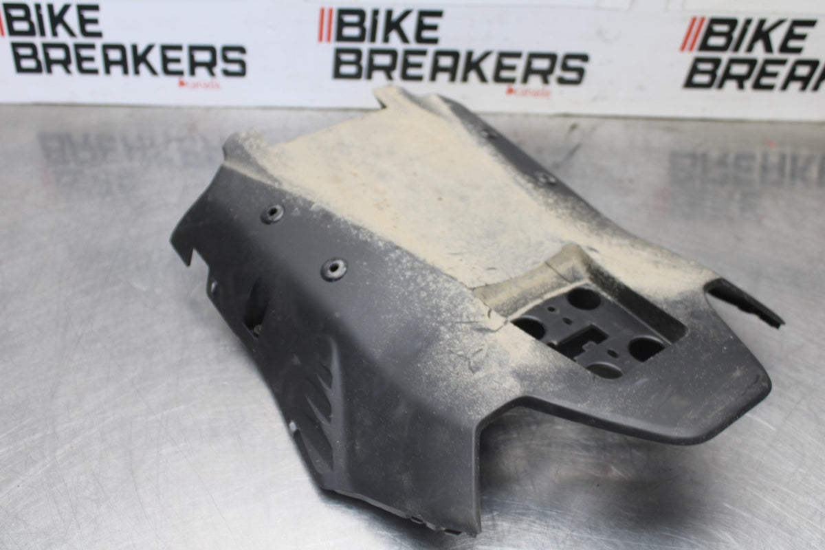 25 KAWASAKI Z900 REAR BACK TAIL UNDERTAIL FAIRING COWL FENDER BB928