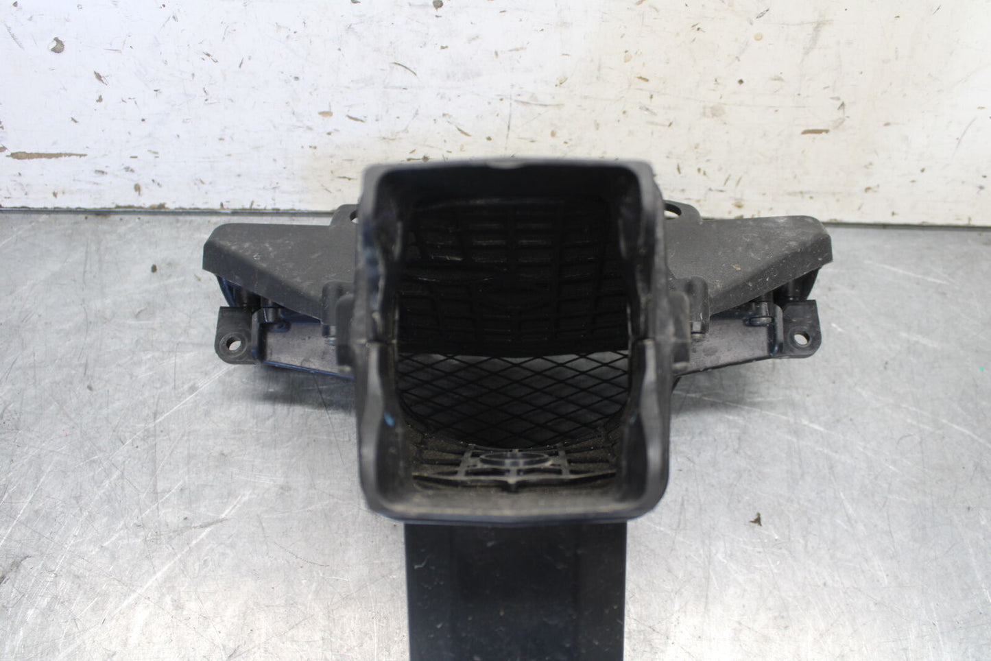 09-12 KAWASAKI NINJA ZX6R UPPER FAIRING MIRROR GAUGES STAY BRACKET BB698