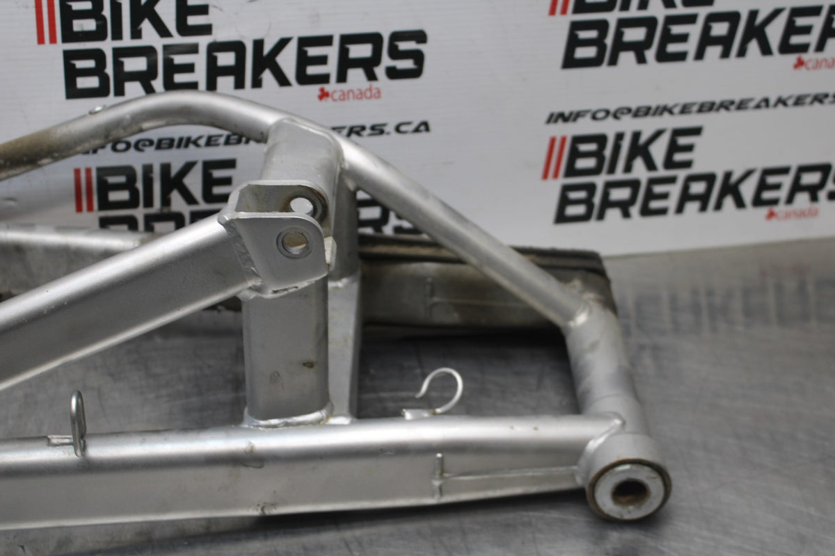 08 KAWASAKI NINJA 650 EX650 REAR SWINGARM BACK SUSPENSION SWING ARM BB797