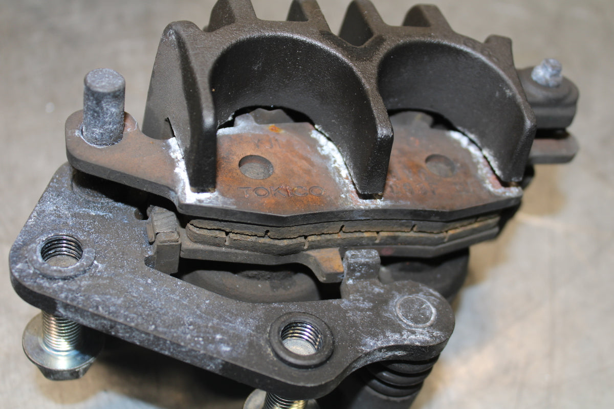 17-24 SUZUKI SV650 RIGHT LEFT FRONT BRAKE CALIPER SET PAIR CALIPERS BB706